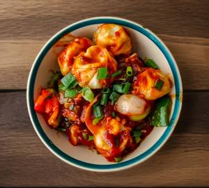 Chicken Hot Garlic Pan Fried Schezwan Momo's