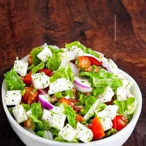 Spicy Cottage Cheese Salad