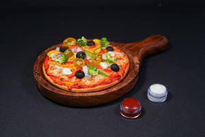 Veggie Delight Pizza