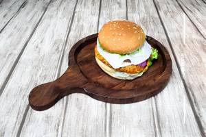 Makhani Paneer Burger