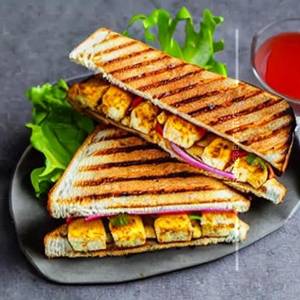Tandoori Paneer Sandwich