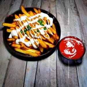 Makhani Chicken Cheese Fries