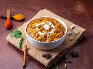 Mughlai Chicken  Curry