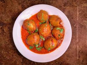 Dum Aloo Kashmiri