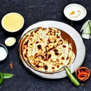 Butter Naan Egg Masala