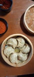 Steamed Mix Veg Momos [6 Pcs]
