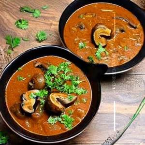 Mushroom Dopiaza