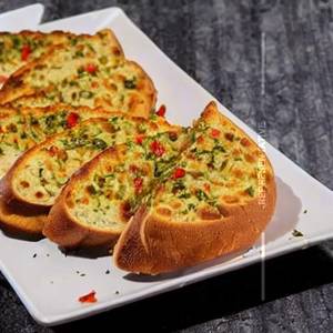 Kheema Garlic Bread