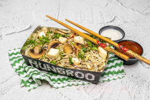 Veg Hakka Noodle