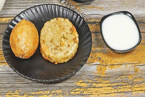 Farali Pattice [1 piece] With Sabudana Vada [1 piece]