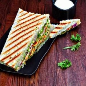 Veg Coleslaw Sandwich                                                        