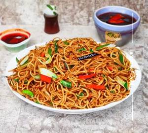 Chicken Schezwan Hakka Noodles