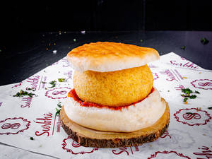 Surbhi Grill Vada Pav