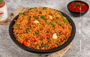 Veg Chilli Garlic Fried Rice