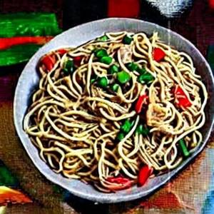Chicken  noodles