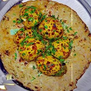 Schezwan Egg
