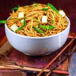 Paneer Schezwan Noodles