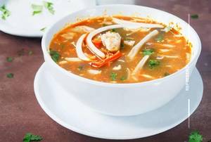 Chicken Tom Yum Soup