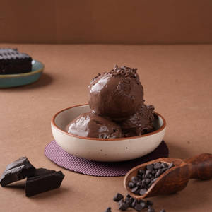 Mississippi Madness Chocolate Ice Cream