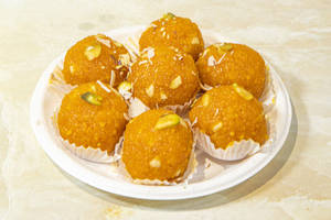 Motichur Laddu