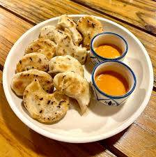 Chicken kothe momos