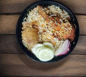 Masala Chicken Biryani With Chicken Gravy And  Salad