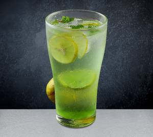 Fresh Mint Lime Mojito.