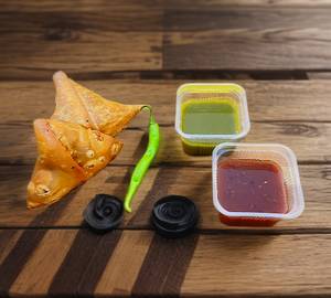 �� Authentic Bihari Style Aloo Samosa – 4.8★ Rated( 2pcs)