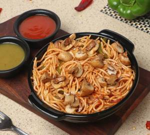 Schezwan Mushroom Noodles