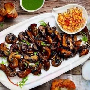 Mushroom Barbeque Dry