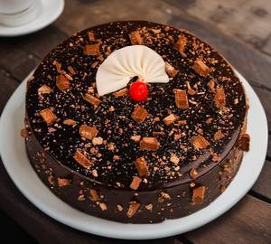 Kitkat Chocolate Cake