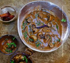 Mushroom  Curry
