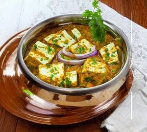 Matar Paneer  