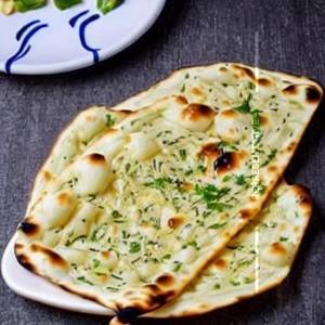 Butter Cheese Garlic Naan