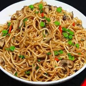 Mushroom Schezwan Noodles