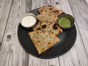 Mix Veg Paratha