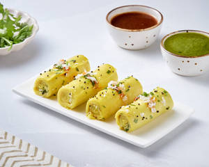 Khandvi Roll (4 Pcs)