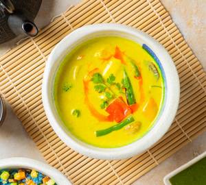 Foo Yellow Curry, Water Chestnut, Broccoli, Mushroom