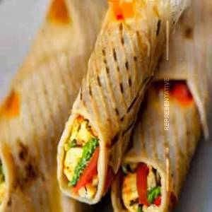 Checken Noodle Cheese Roll