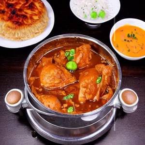 Chicken hot pot (gravy)
