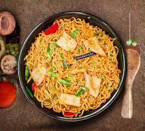 Panner Schezwan Noodles
