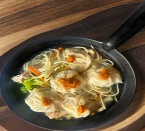 Chicken Momo Thukpa Combination [6 Pcs]