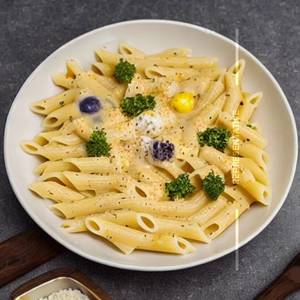 Creamy Egg Pasta