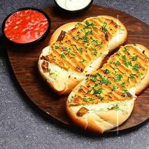 Chicken Garlic Bread
