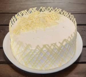 White forest cake (1 kg) 