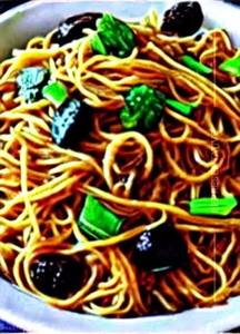 Schezwan Mushroom Noodles