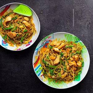Chicken Singapore Noodles 
