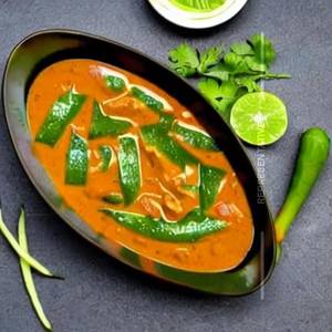 Thai Veg Curry In Green Curry