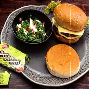 Cheesy Paneer Burger