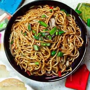 Mushroom Schezwan Noodles
